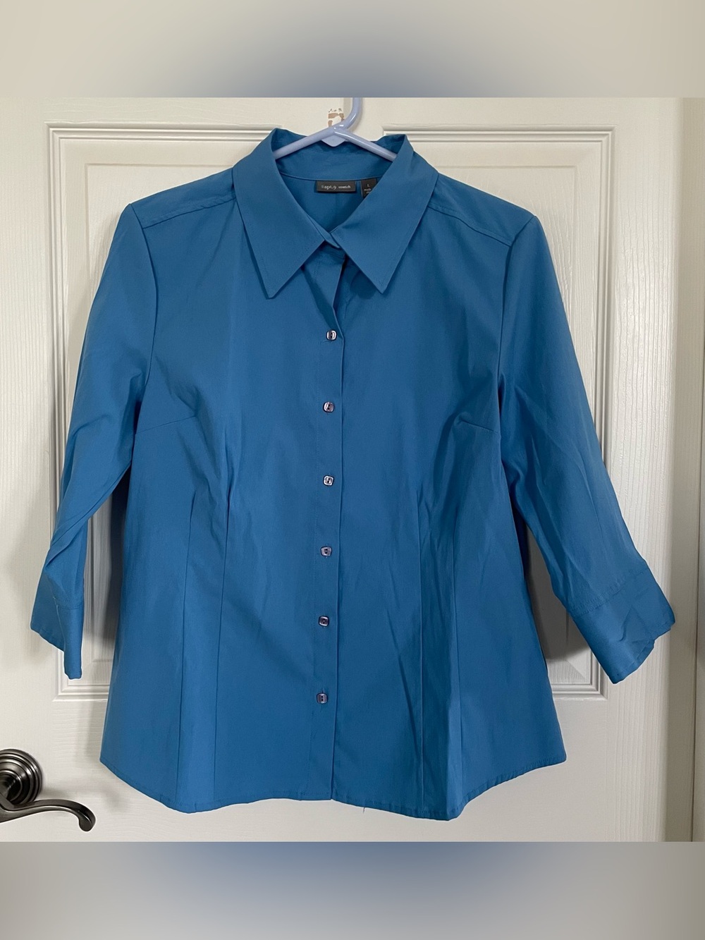 APT. 9 Blue 3/4 Sleeve Button Down Shirt size L